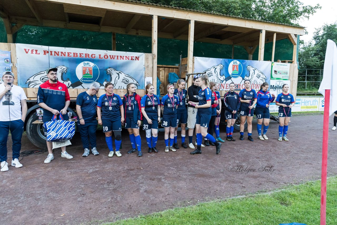 Bild 100 - Loewinnen Cup